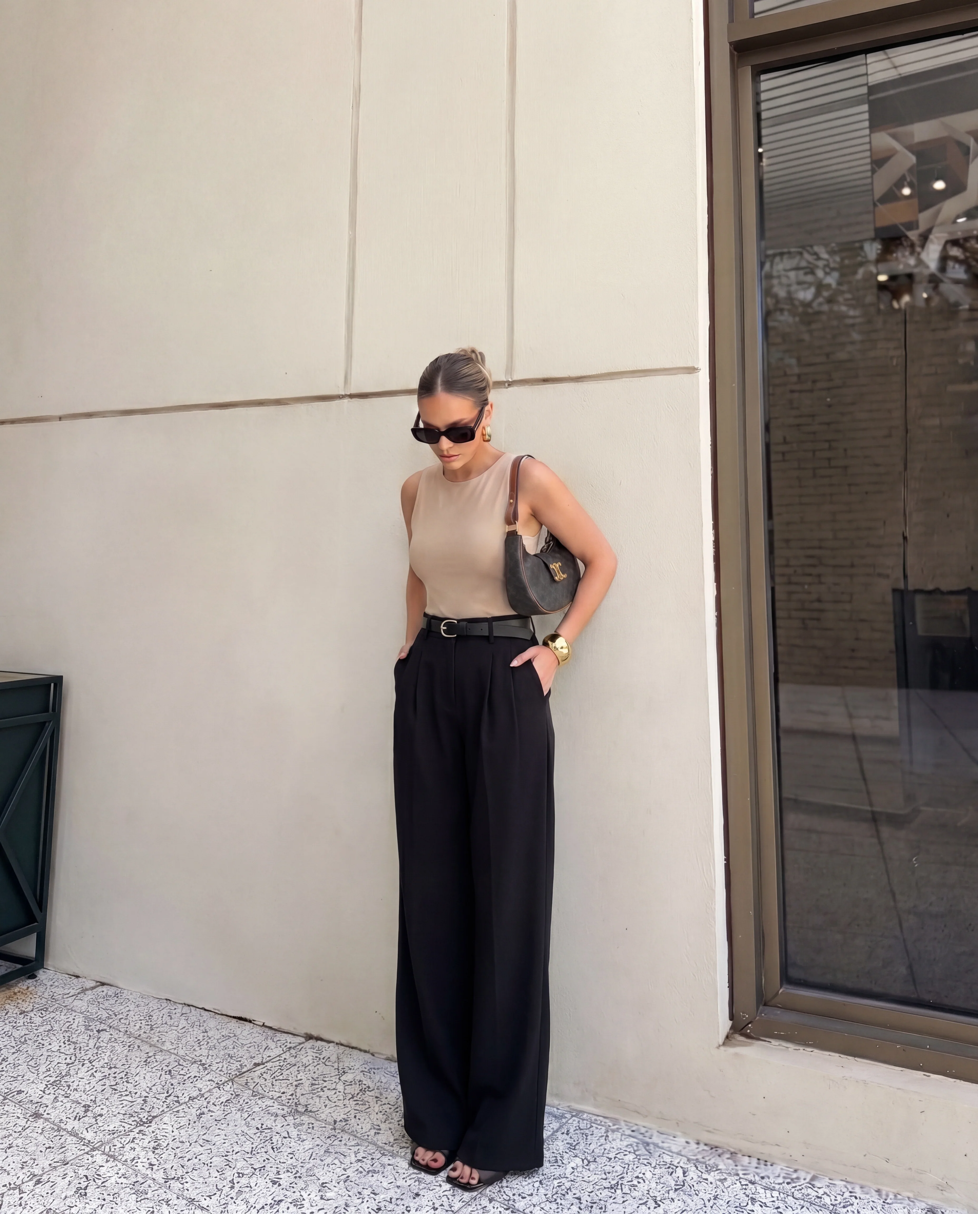Black Pleated Pants With Belt - Image 5