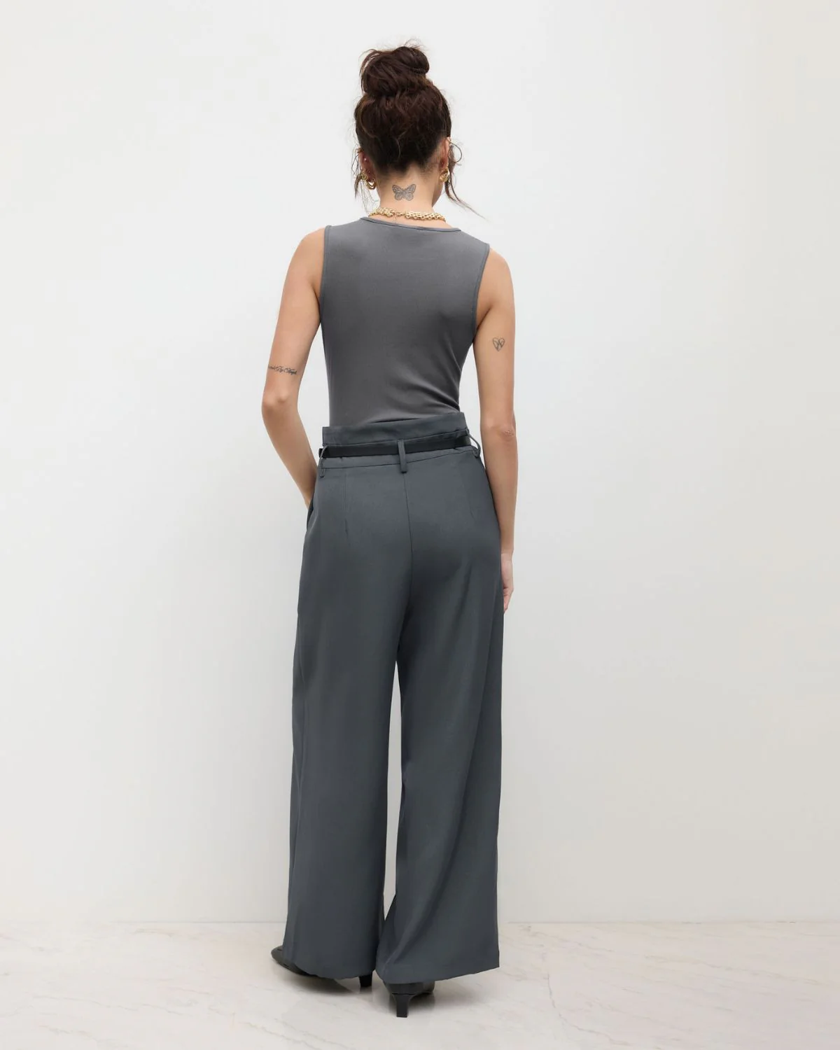 Dark Grey Pleated Pants With Belt - Image 5