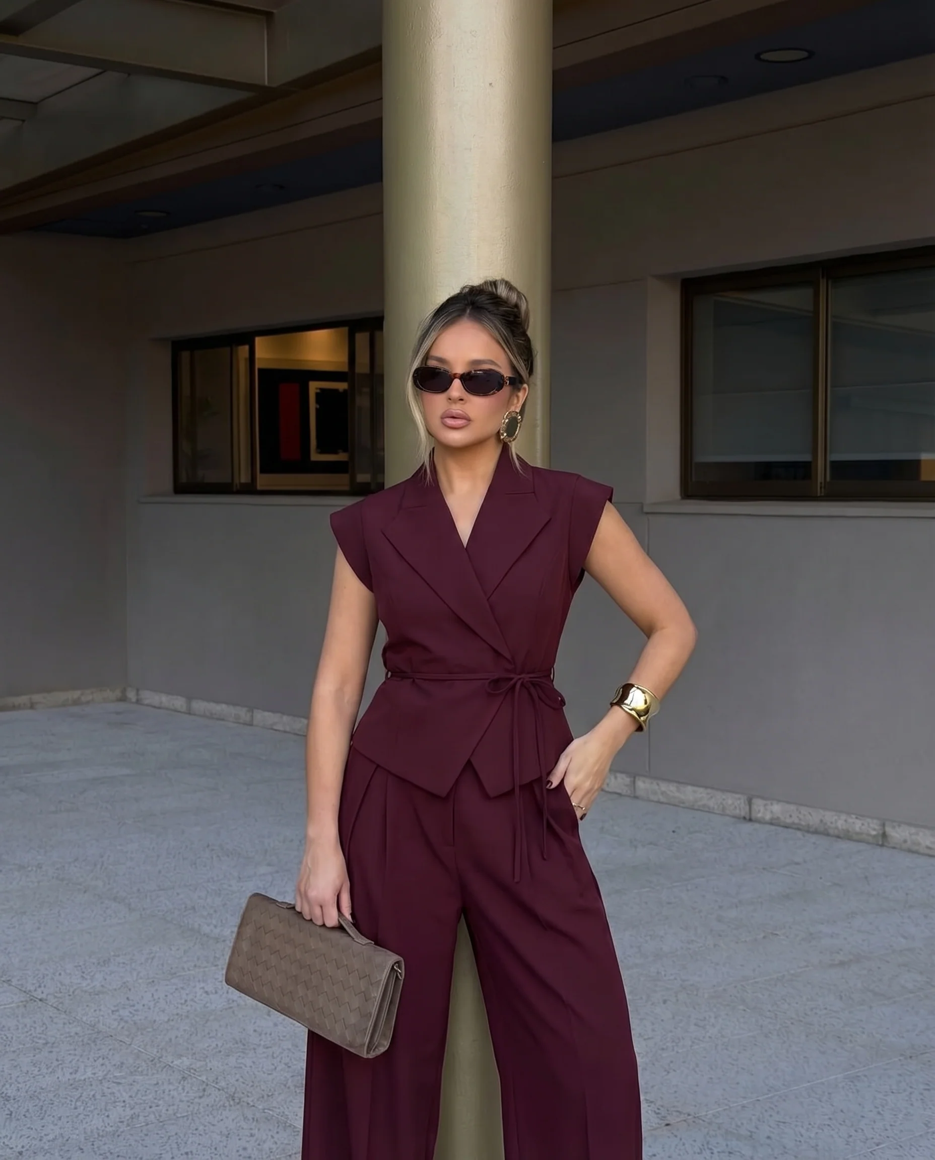 Maroon Structured Suit Set - Image 4
