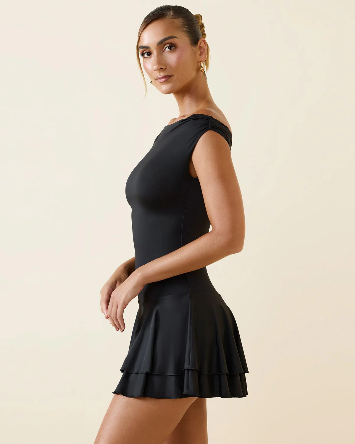 Off Shoulder Tiered Hem Fitted Dress - Image 2