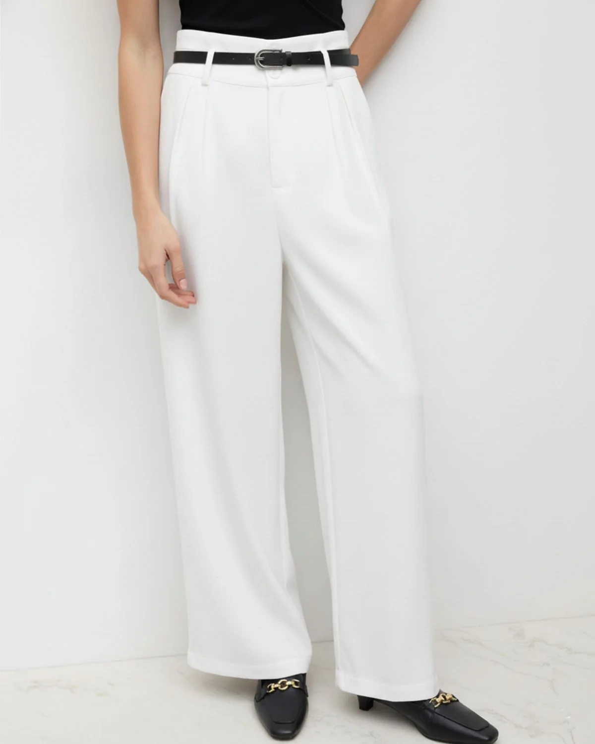 White Pleated Pants With Belt - Image 4
