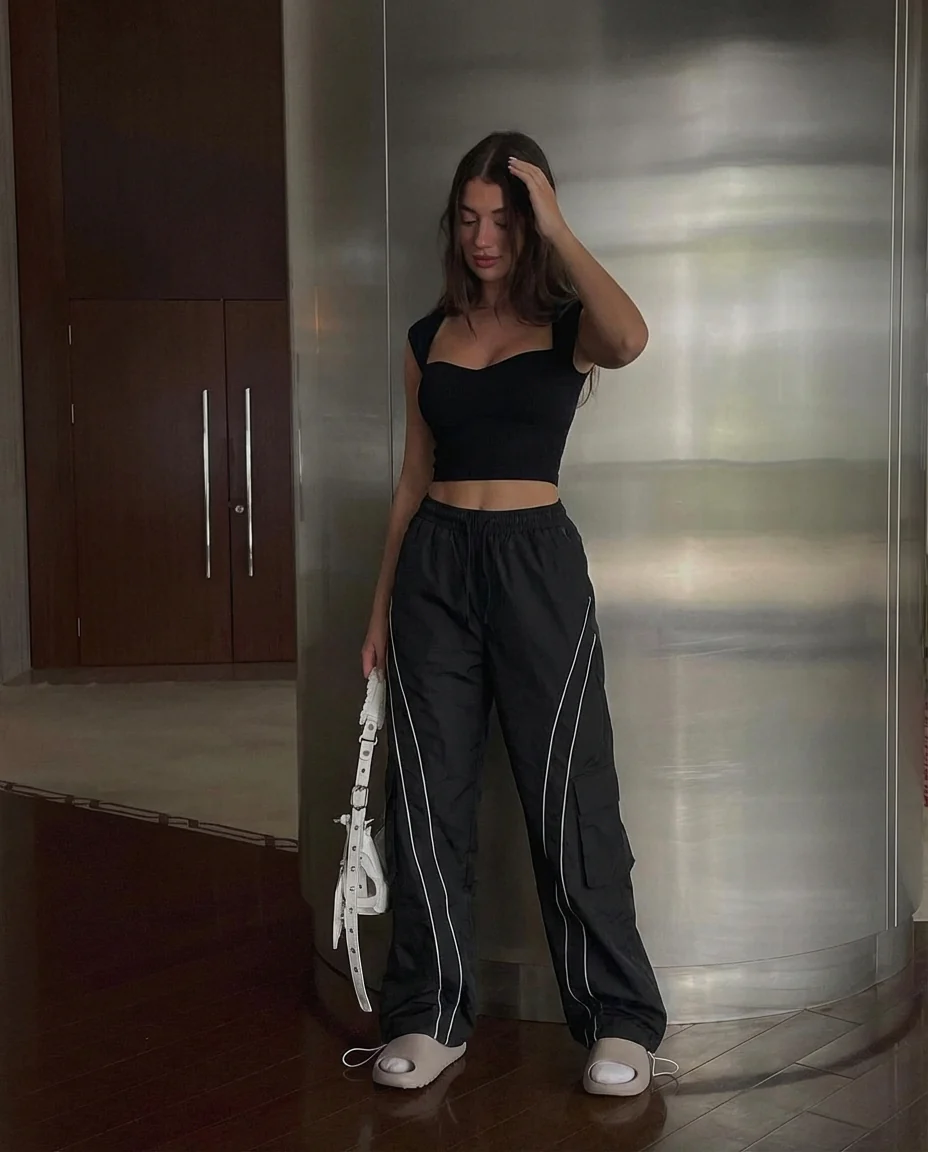Sweet Heart Neckline Ribbed Top With Stripped Baggy Korean Pants - Image 6